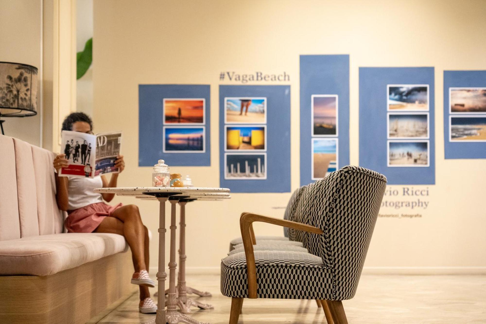 Hotel Vagabond Ричоне Екстериор снимка
