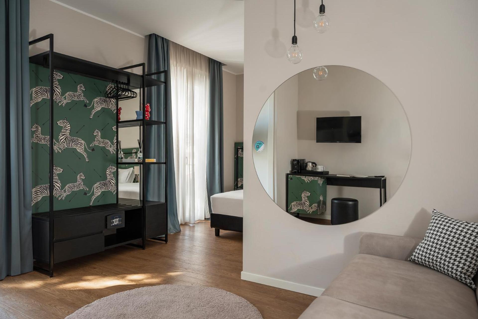 Hotel Vagabond Ричоне Екстериор снимка