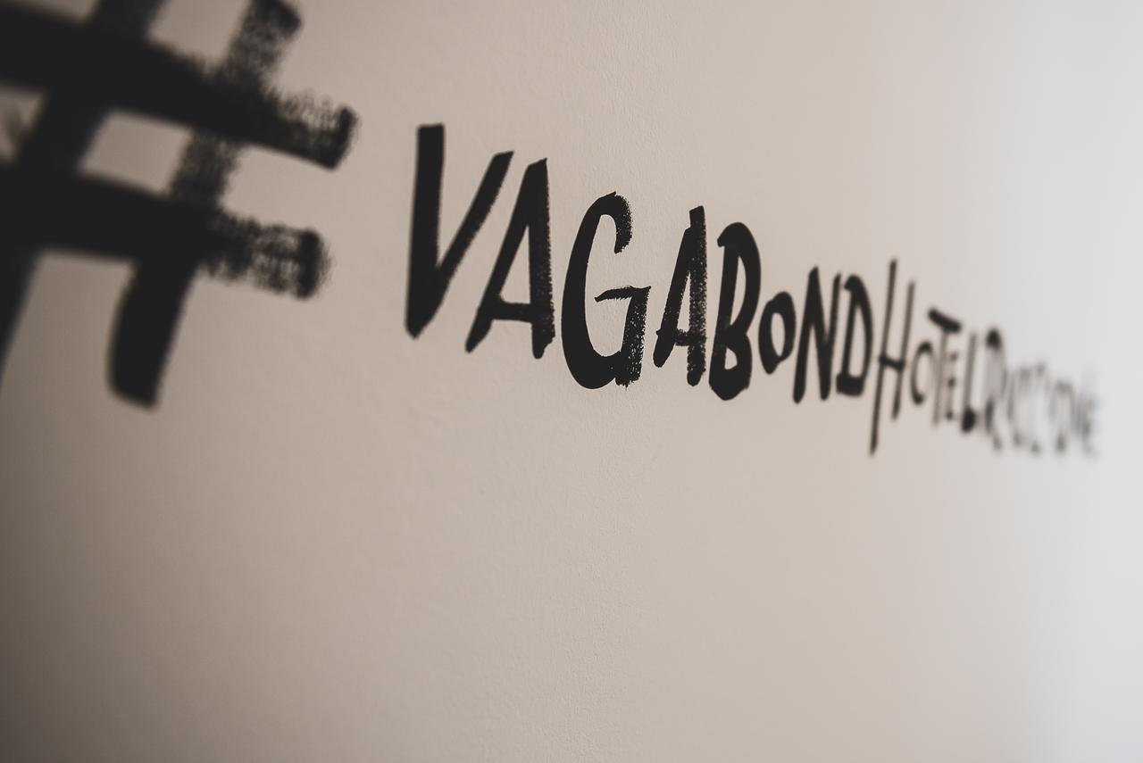 Hotel Vagabond Ричоне Екстериор снимка